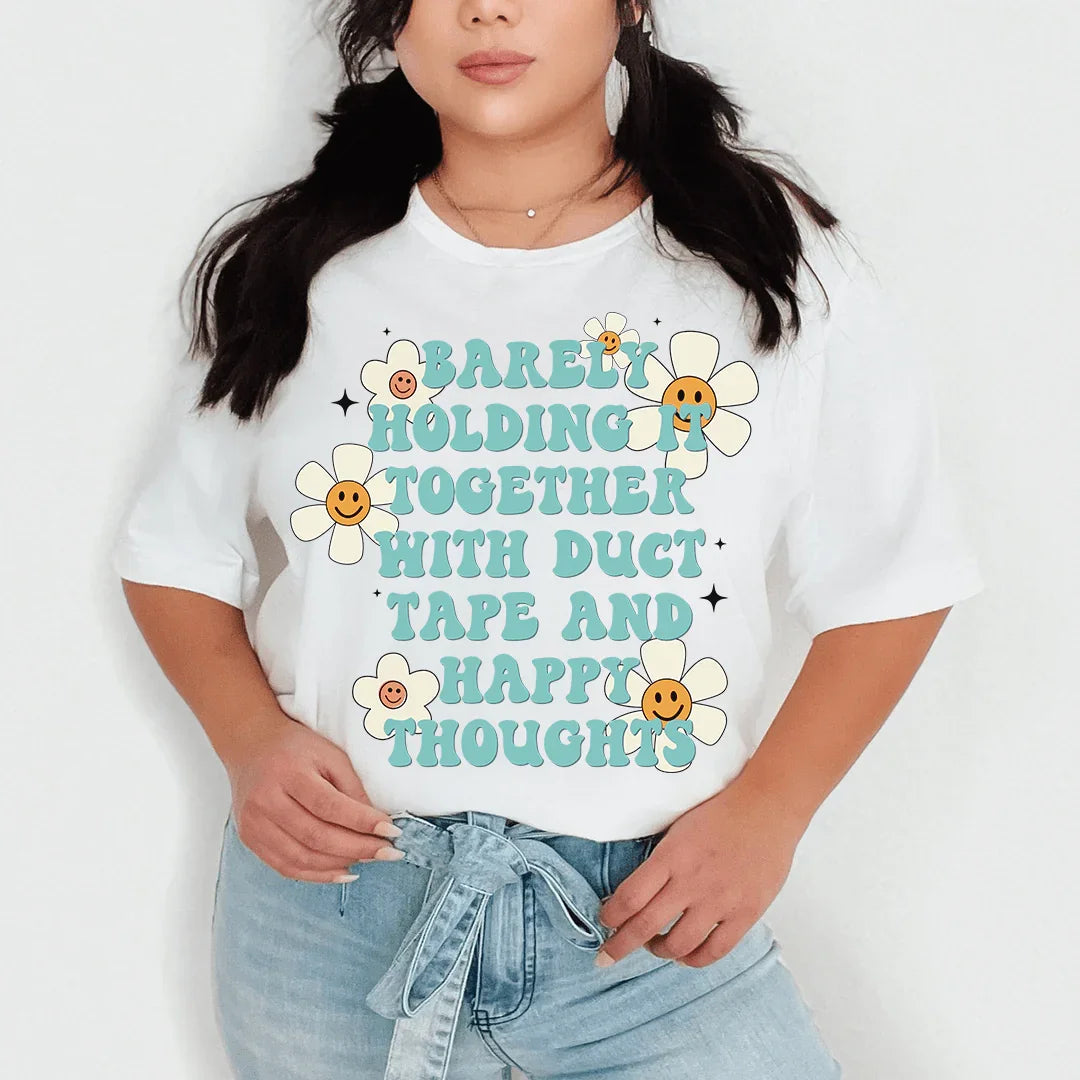 Camiseta Apenas manteniéndolo unido