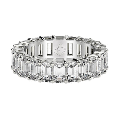 Anillo de Eternidad de Diamante Creado en Laboratorio en Corte Esmeralda en Oro Blanco de 14k