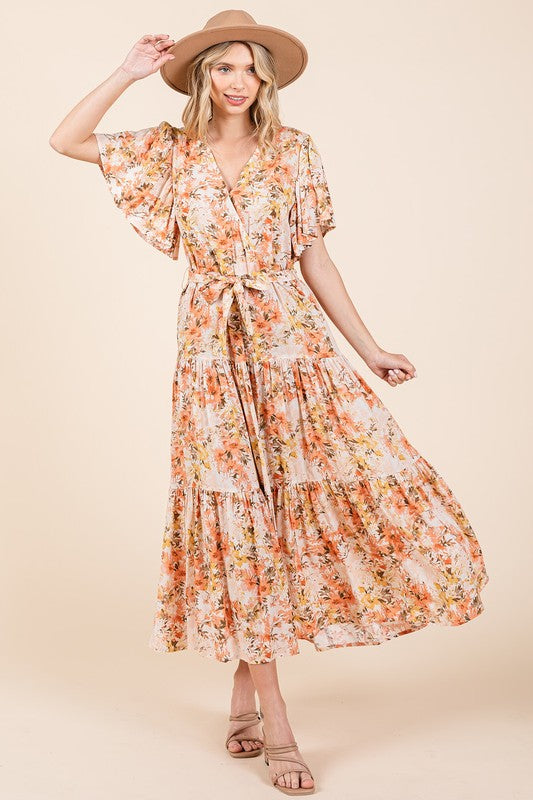 Vestido de Verano Floral con Cintura Ajustable y Mangas de Volante en Capas