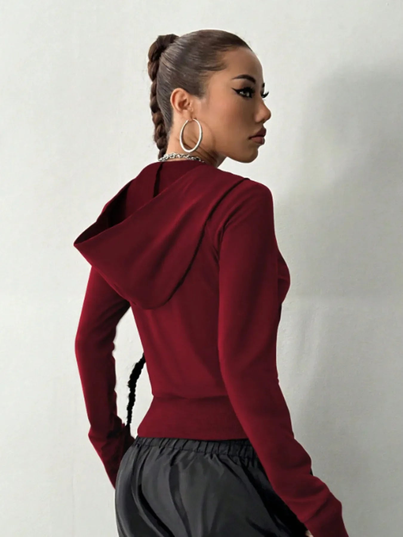 Sudadera con cremallera y manga larga con diseño acanalado