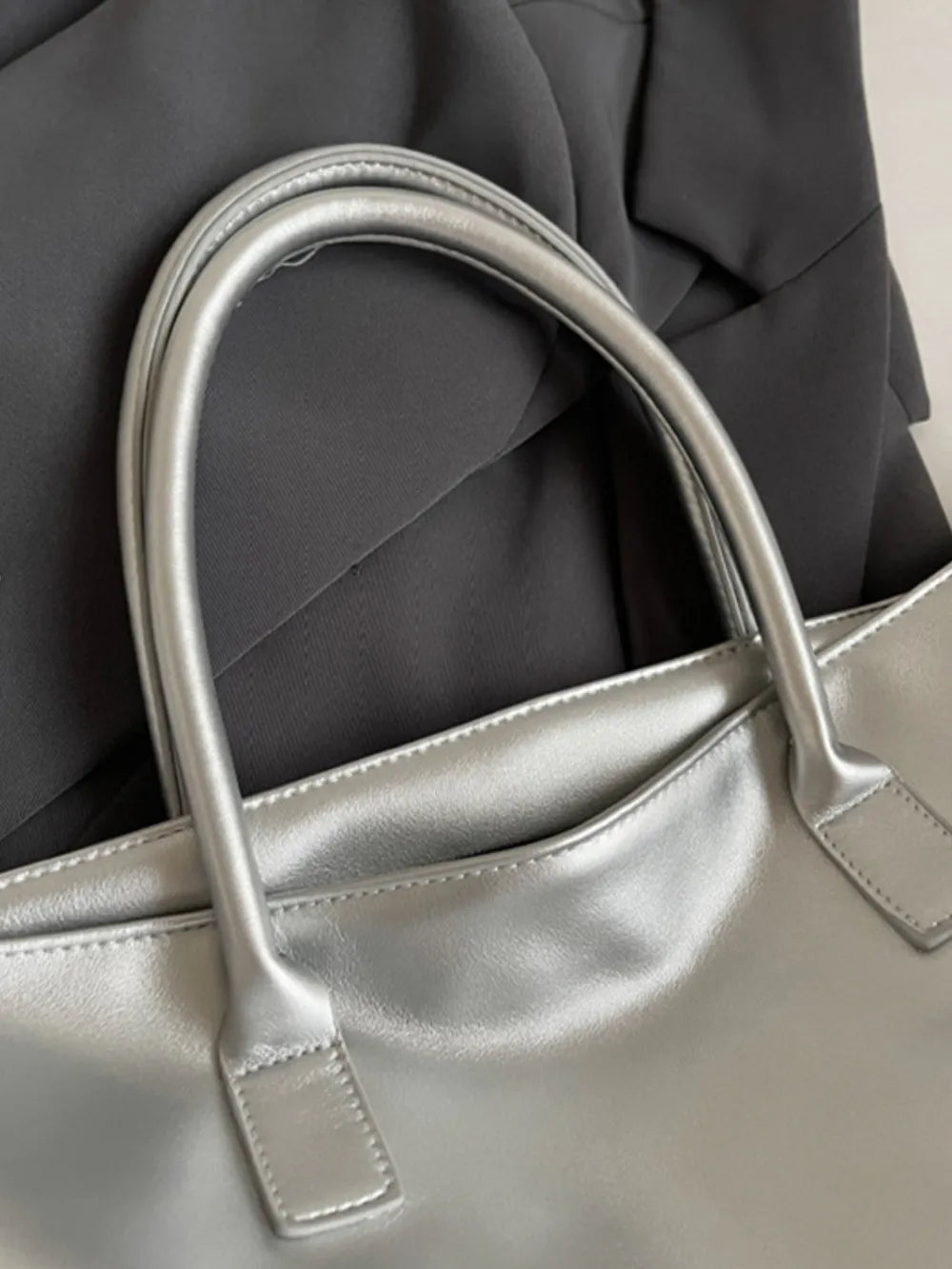 Bolso Tote de PU de Cuero Premium para la Elegancia Diaria