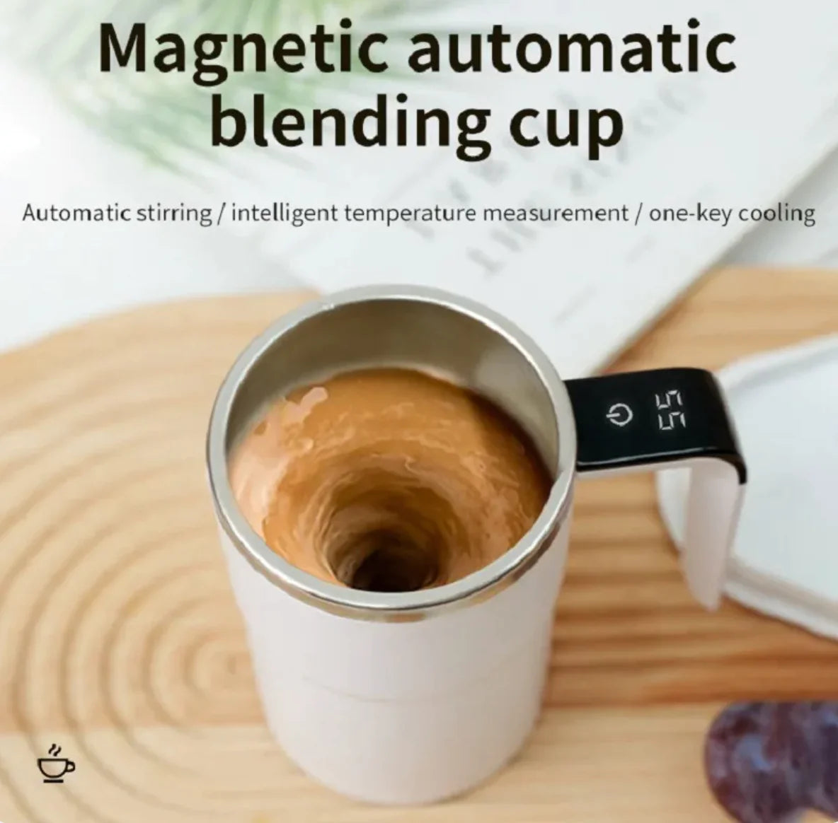 Tasse à café auto-mélangeante
