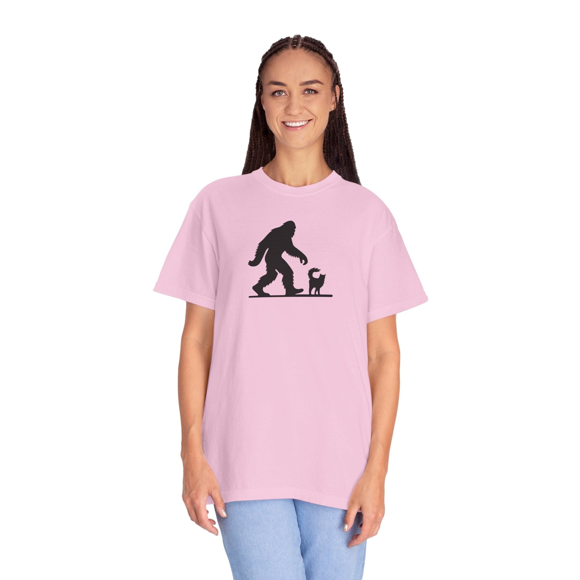 Bigfoot & Cat Unisex Vintage Wash T-Shirt - Ultimate Casual Comfort - Korvel