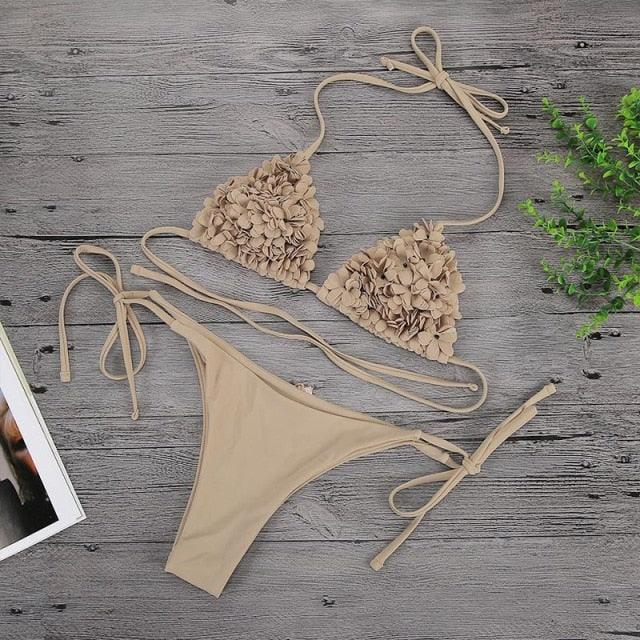 Ensemble de bikini solide à fleurs 3D élégant pour femmes