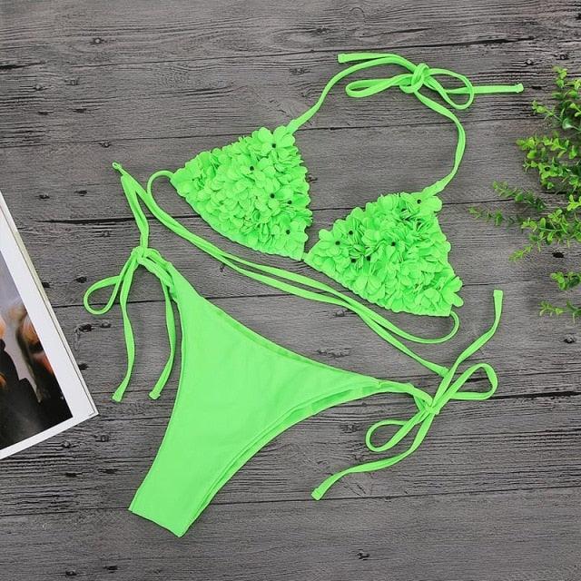 Ensemble de bikini solide à fleurs 3D élégant pour femmes