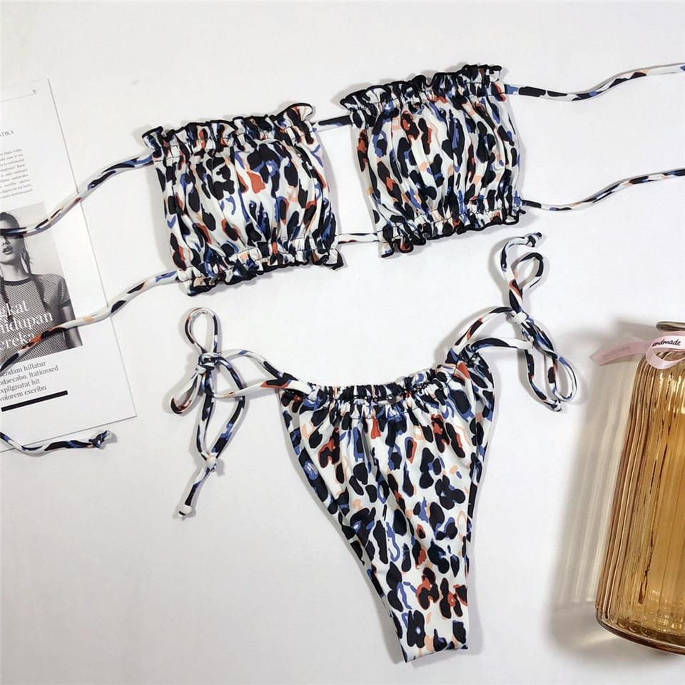 Ensemble de bikini à volants et liens latéraux pour femmes - Maillots de bain premium