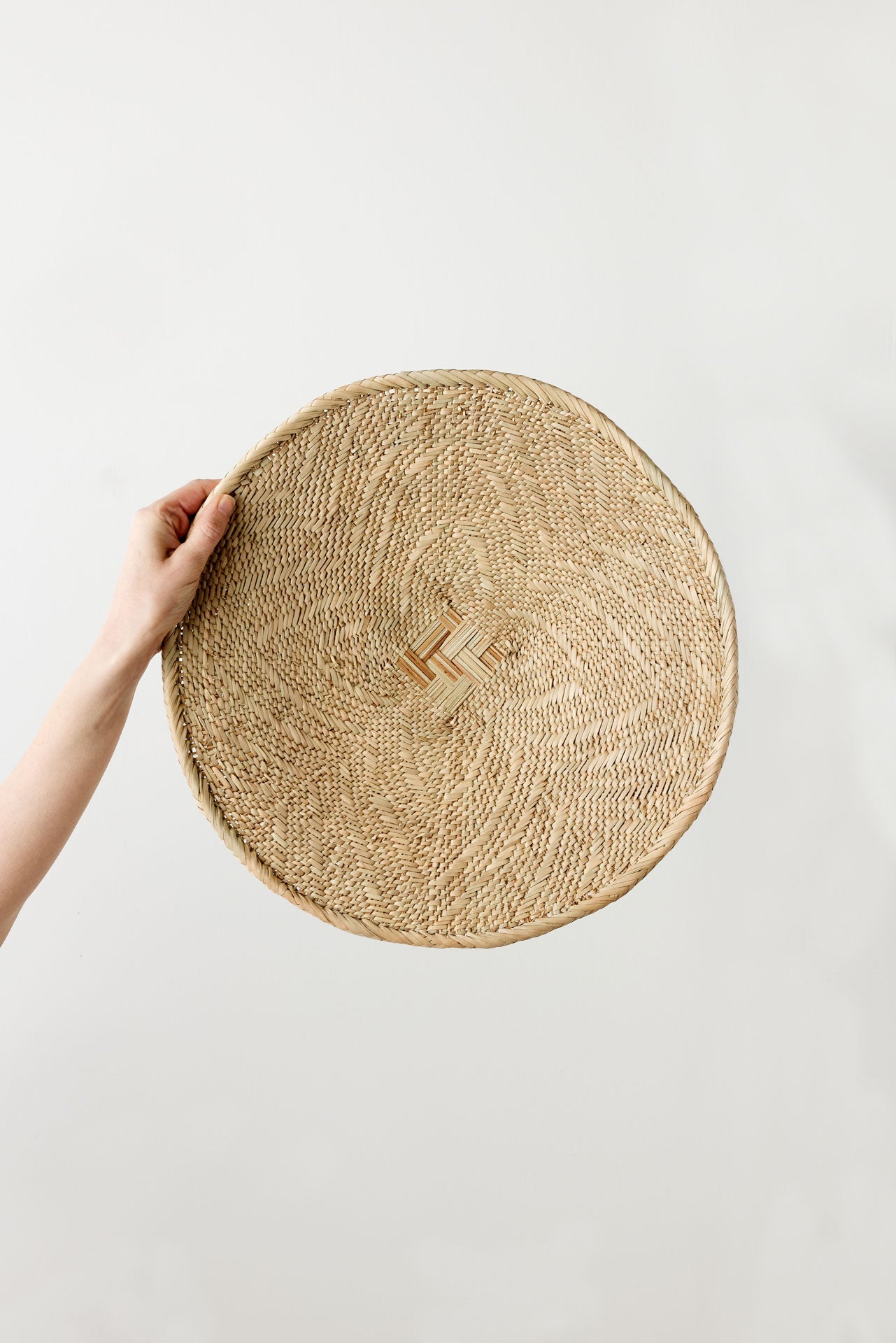 Panier mural tissé naturel Binga Blonde