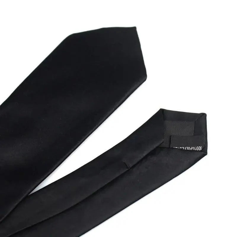 Corbata delgada negra elegante para hombres - Calidad premium