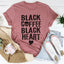 Camiseta de café negro con corazón negro