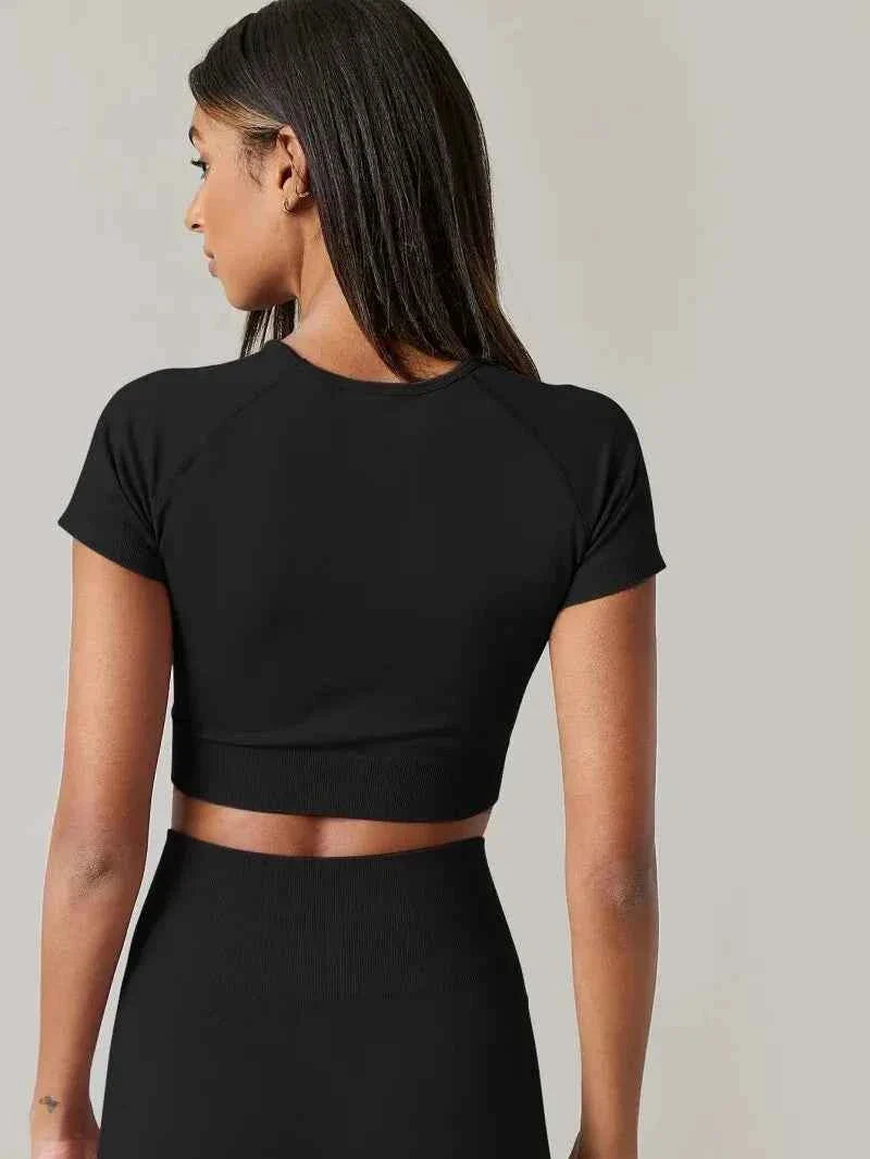 THRIXINE Elite Crop Top : Vêtements de sport noirs haut de gamme