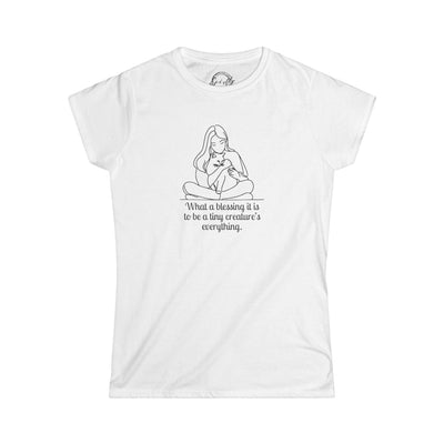 Camiseta Softstyle Inspiracional para Amantes de Gatos Blessing