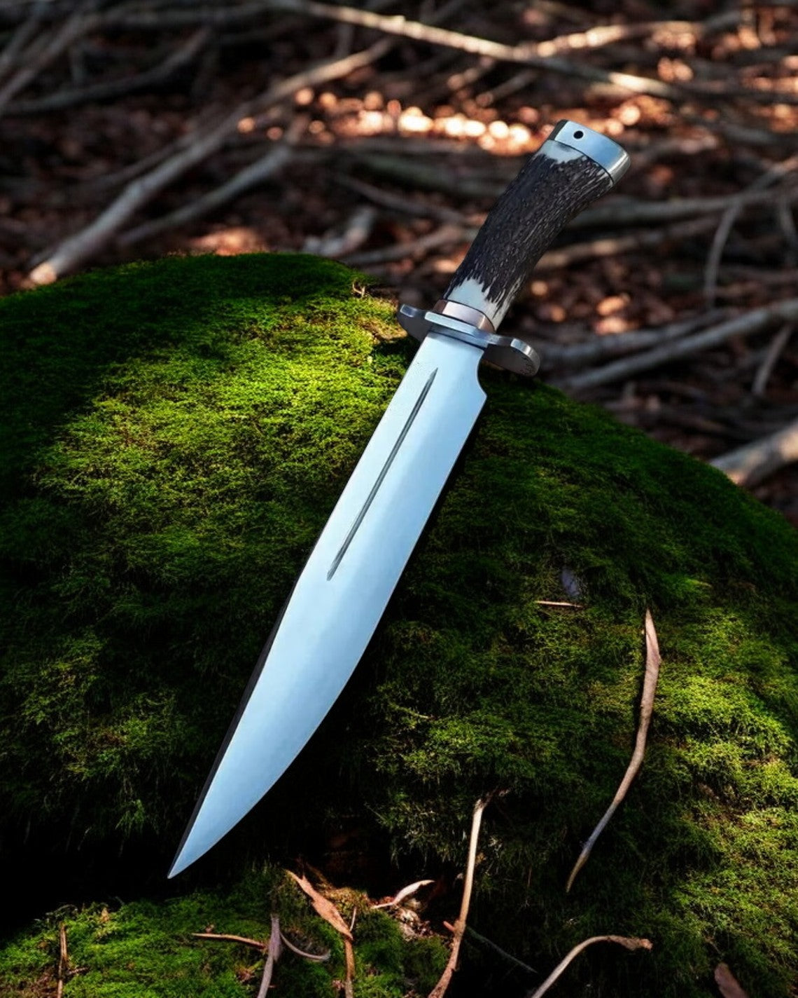 Premium 18-Inch Bowie Knife with Custom Leather Sheath – D2 Steel & Stag Horn Handle - Korvel