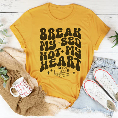 Rompe Mi Cama No Mi Corazón Tee