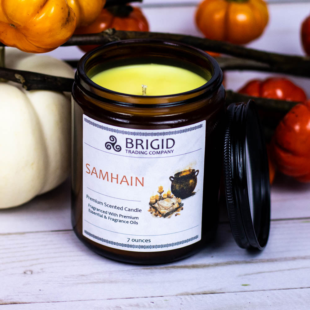 Mystical Samhain Soy Candle - Merlot, Dragon's Blood & Smoked Patchouli - Korvel
