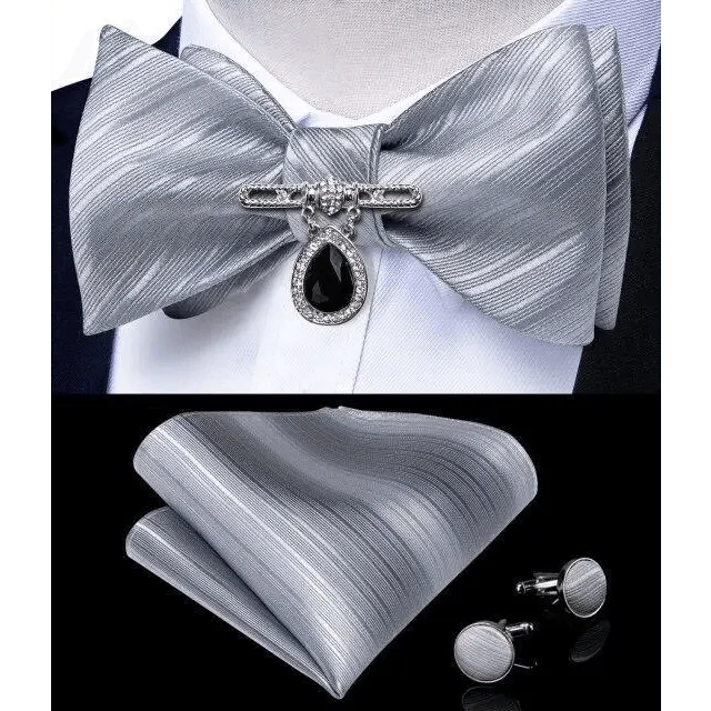 Elegant Gold and Black Pattern Silk Bowtie Set for Men