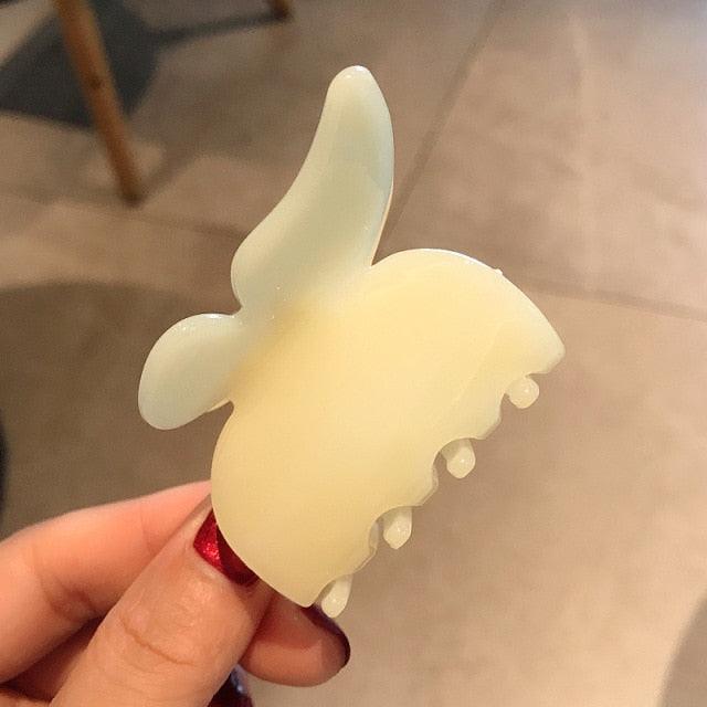 Clip para el cabello en forma de mariposa - Accesorio elegante para mujeres