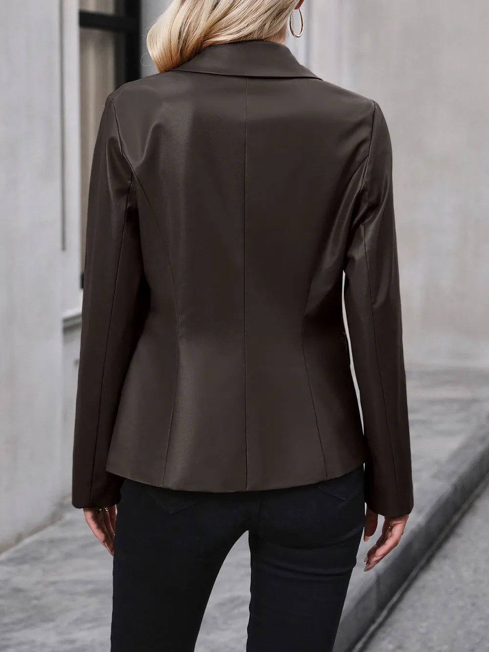 Blazer con Cuello y Botones