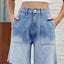 Shorts de mezclilla con dobladillo sin terminar y botones con bolsillos