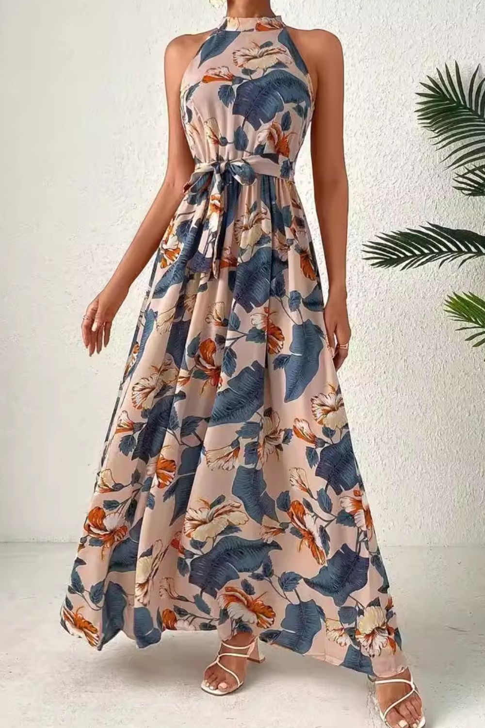 Elegant Floral Sleeveless Dress - A Summer Essential