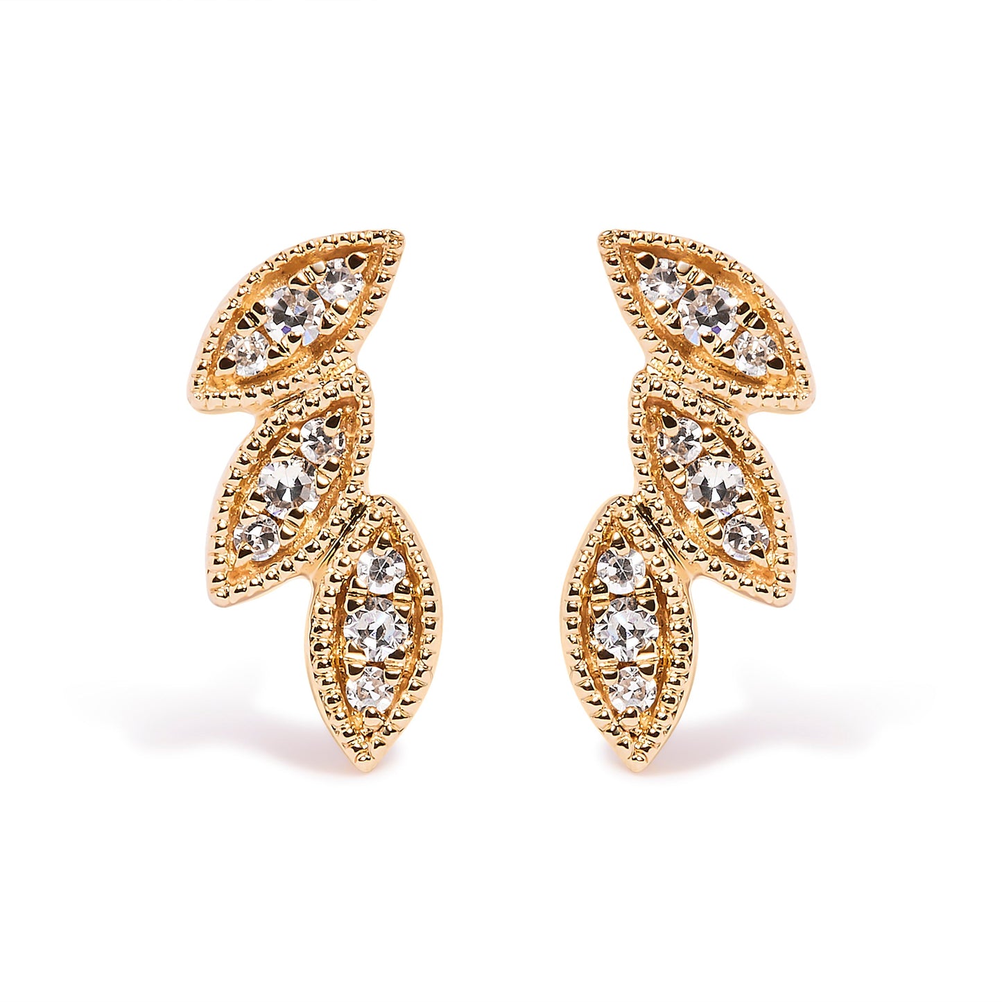 Pendientes de Stud Triple Hoja de Diamante en Oro Amarillo de 10K