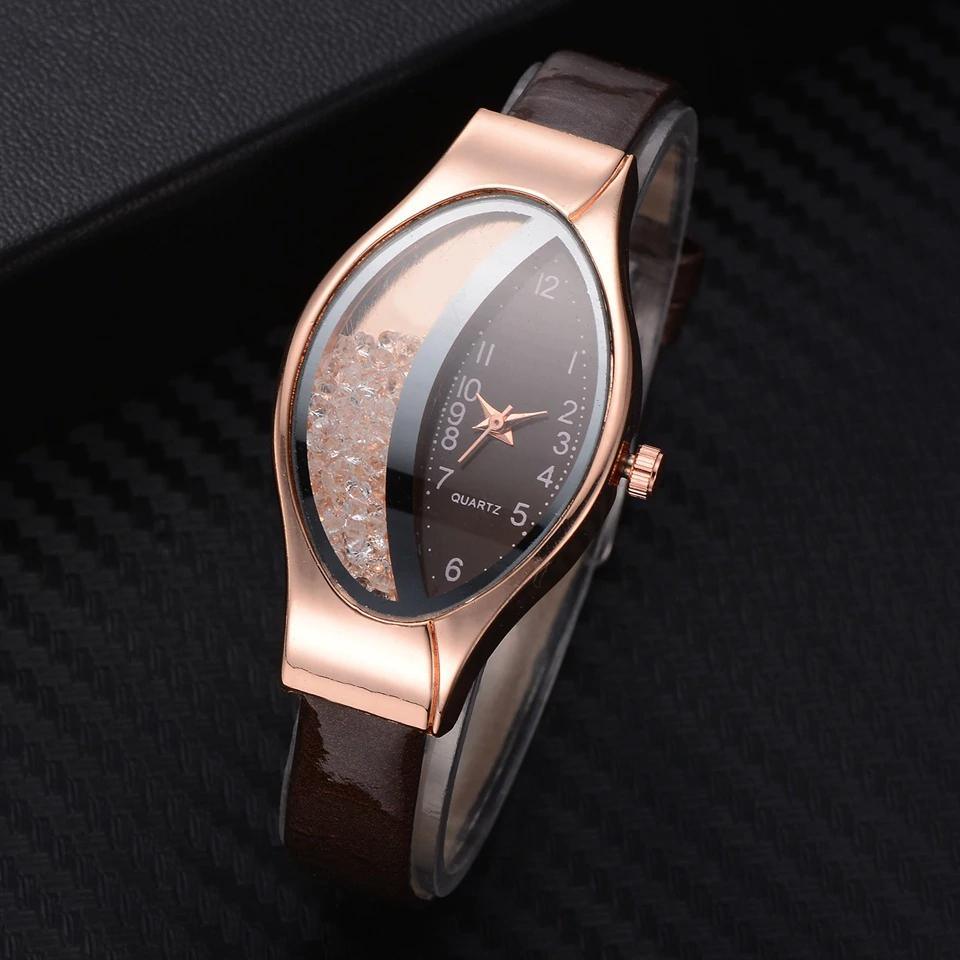 Montre de luxe élégante pour femmes avec bracelet en cuir