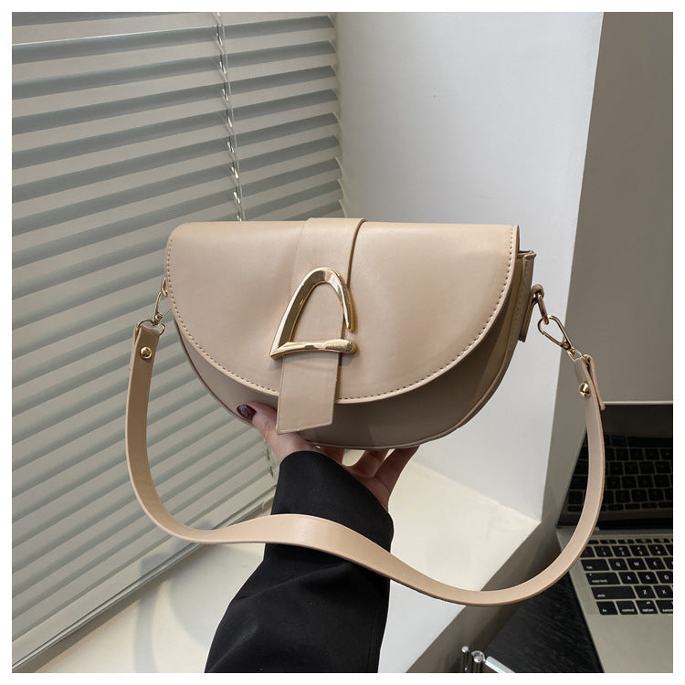 Premium Urban Minimalist Saddle Bag for Everyday Style