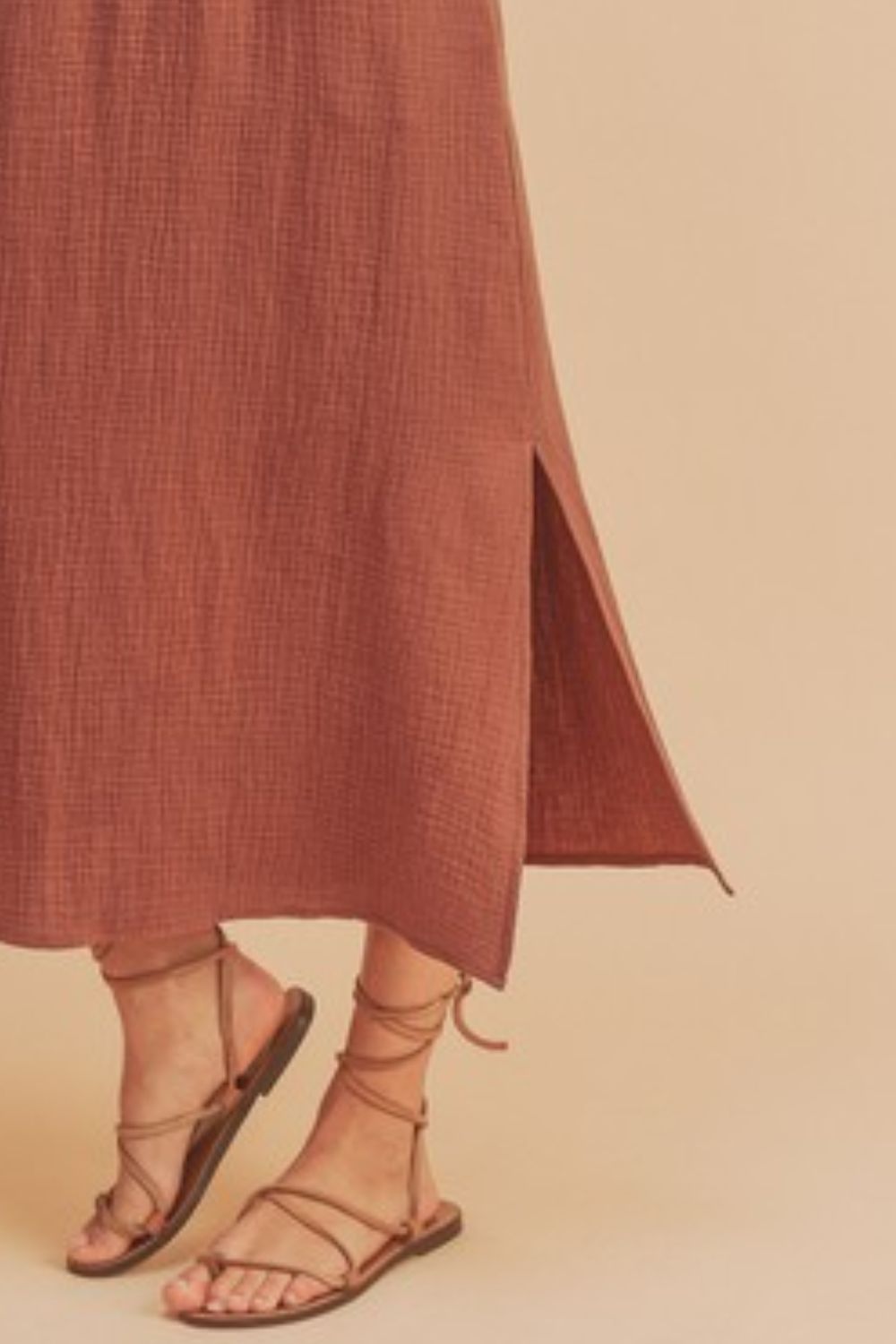 Robe sans manches à encolure ronde et fente latérale polyvalente