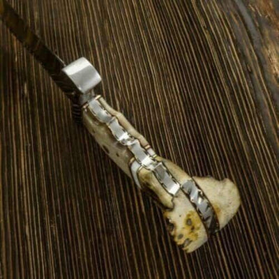 Artisan's Edge: Premium Custom Hunting Knife with D2 Steel Blade and Unique Handle Design - Korvel