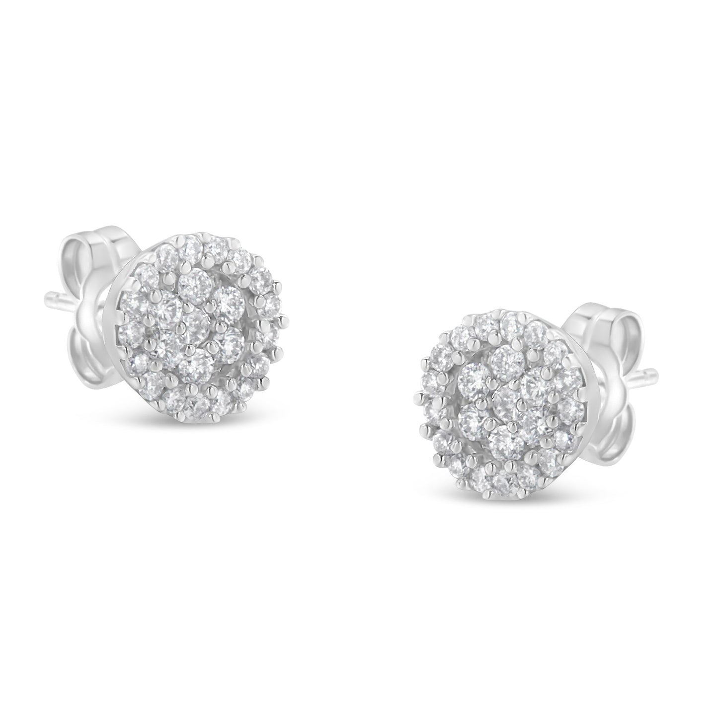 Pendientes de botón en oro blanco de 14 quilates con diamantes en estilo halo de 1/2 Cttw