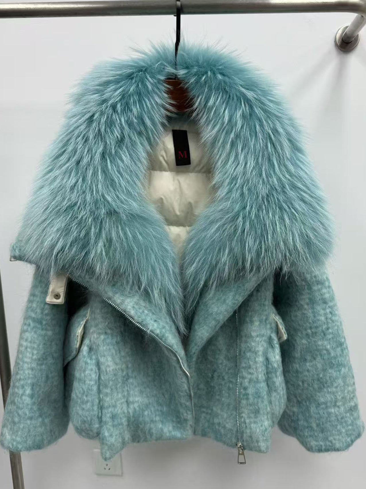 Women's Luxurious Down Jacket with Cashmere Fur Collar