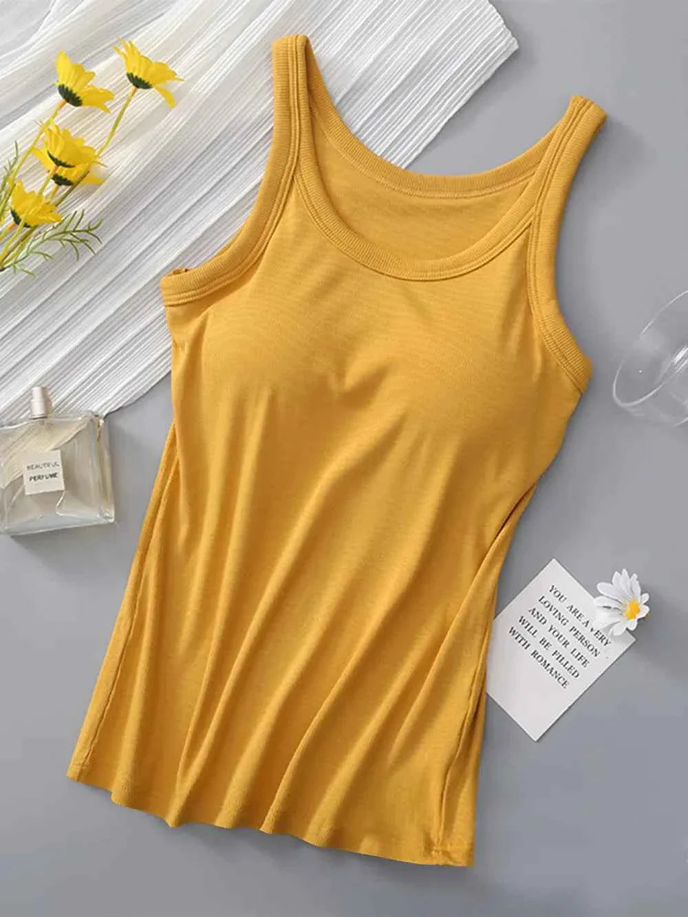 Camiseta Premium de Cuello Redondo con Soporte de Sujetador Integrado