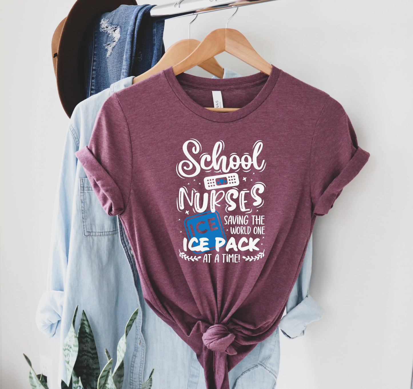 Camiseta Premium para Enfermera Escolar