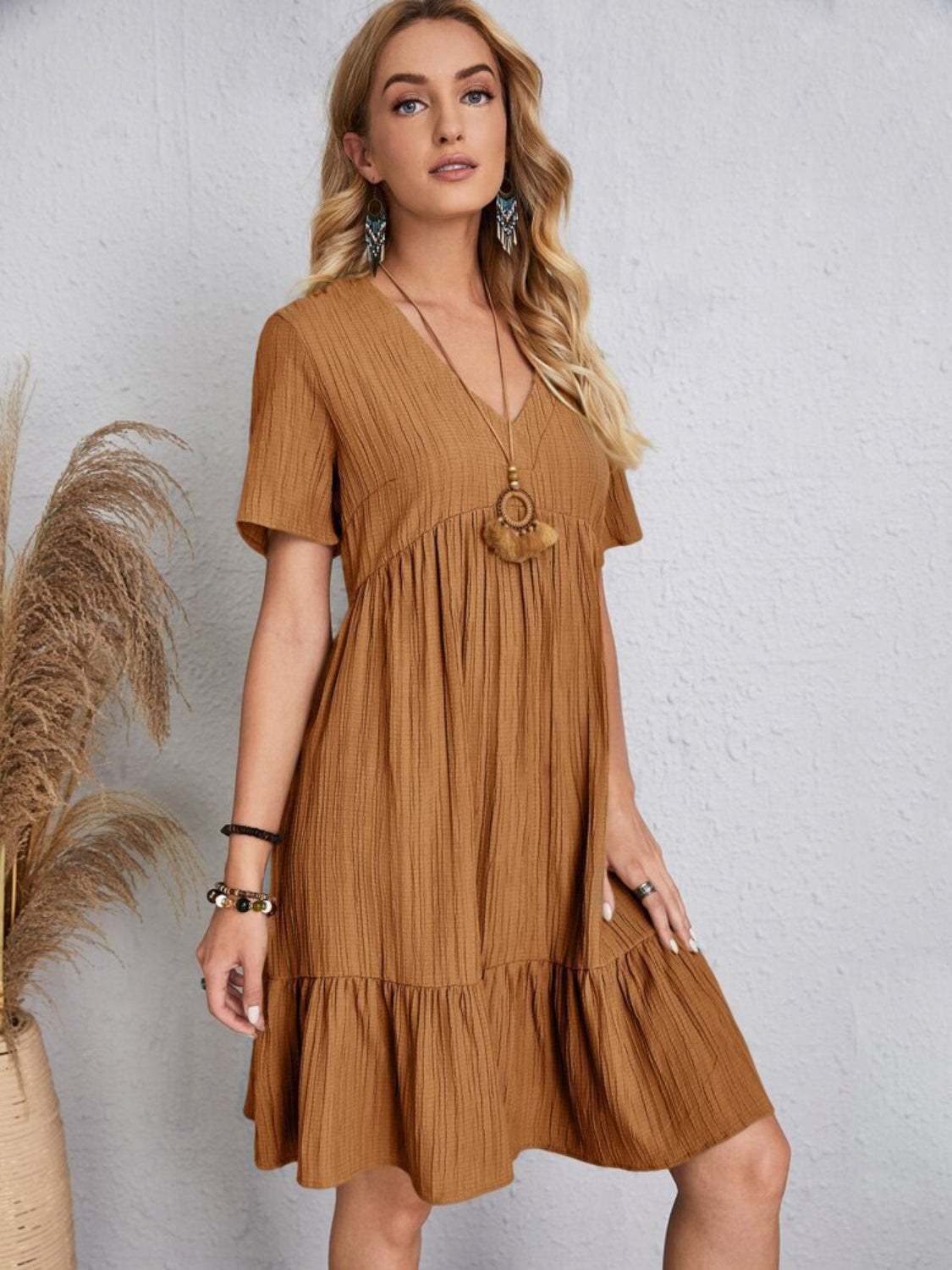 Vestido Clásico de Cuello en V de Manga Corta para Mujeres
