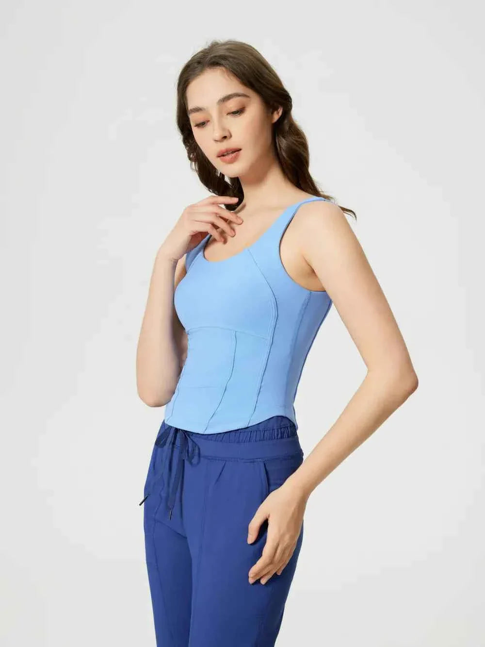 Millennia Flex: Top versátil con almohadillas removibles