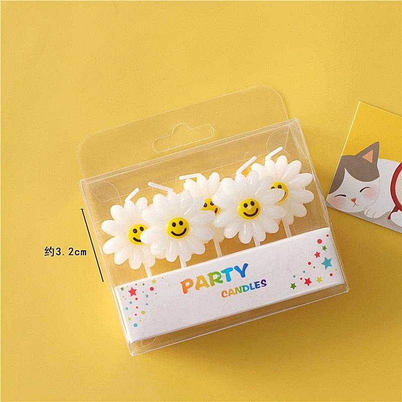 Creative Bear Candle Toppers with Smiley Faces for Birthday Celebrations - Korvel
