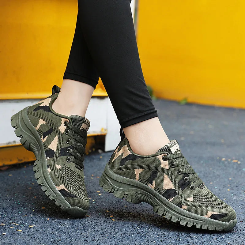 Chaussures de sport en mesh à lacets camouflage
