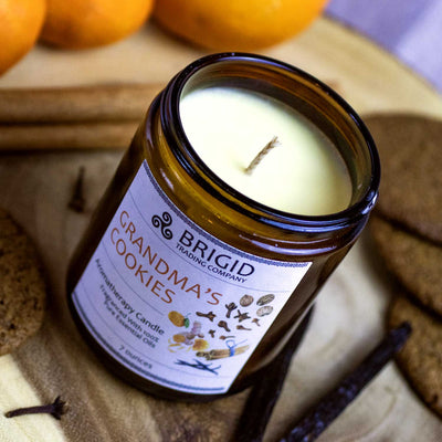 Warm Embrace Soy Wax Candle - Spiced Cookies with Vanilla & Citrus - Korvel