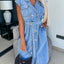 Robe en denim sans manches décontractée avec cintrage à la taille