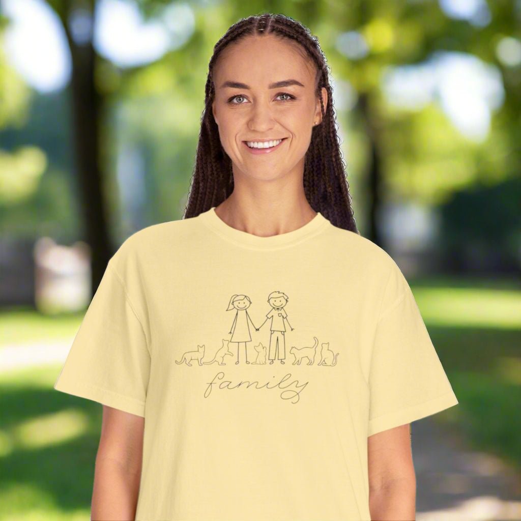 Camiseta unisex teñida a la prenda Cat Family Bond