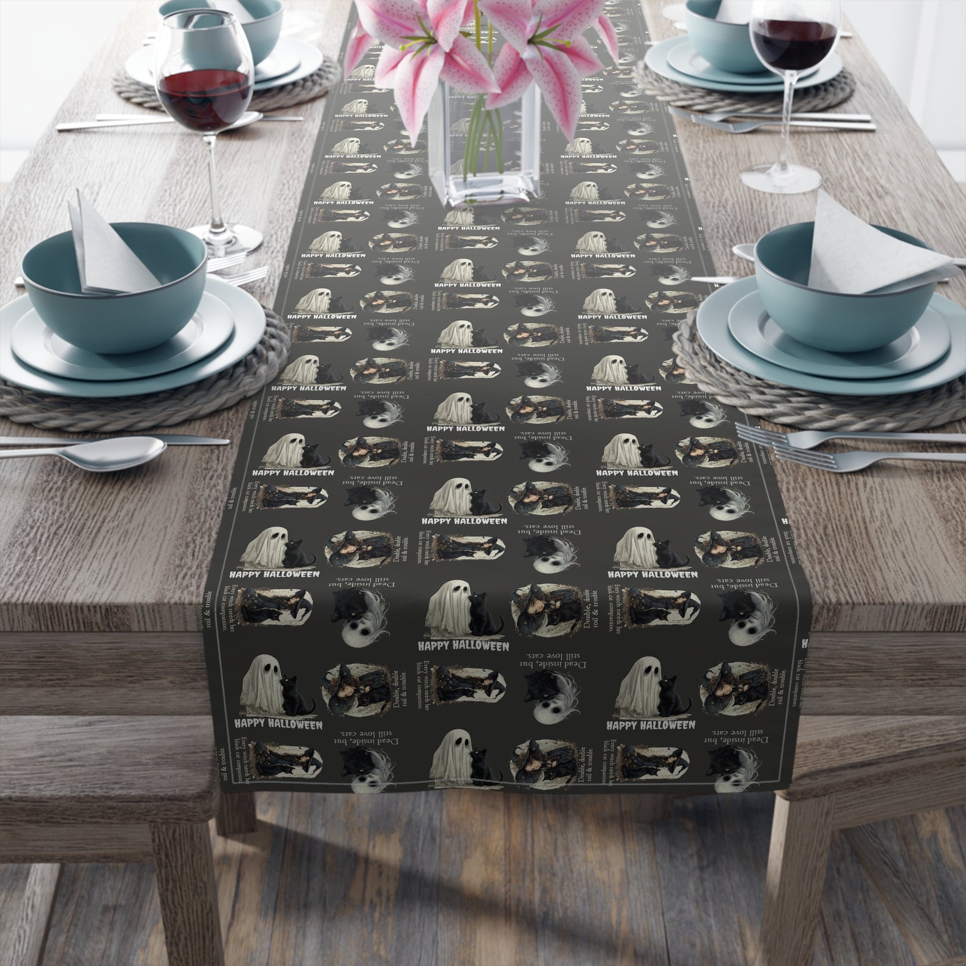 Whimsical Cat Halloween Table Runner for Spooky Celebrations - Korvel