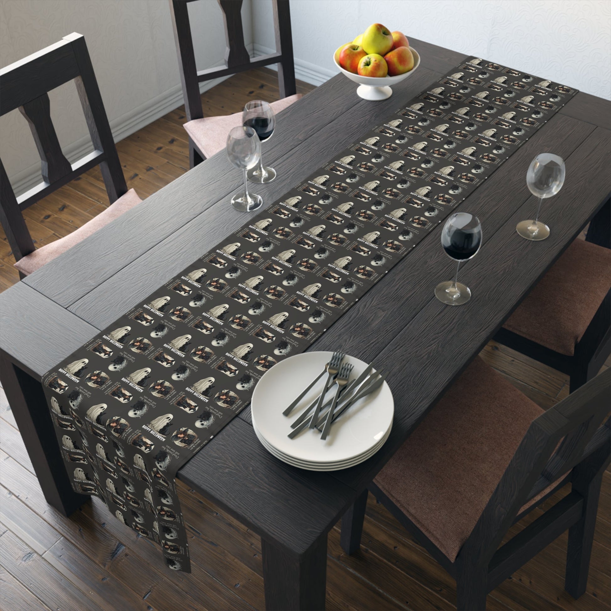 Whimsical Cat Halloween Table Runner for Spooky Celebrations - Korvel