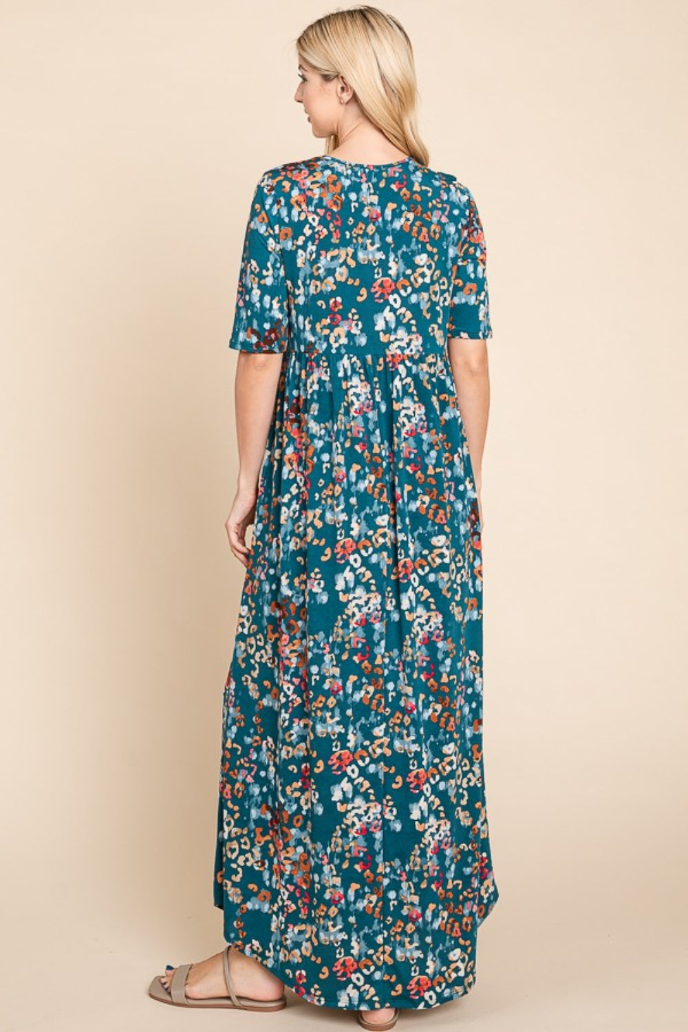 Vestido Maxi Shirred Impreso Halagador para Mujeres