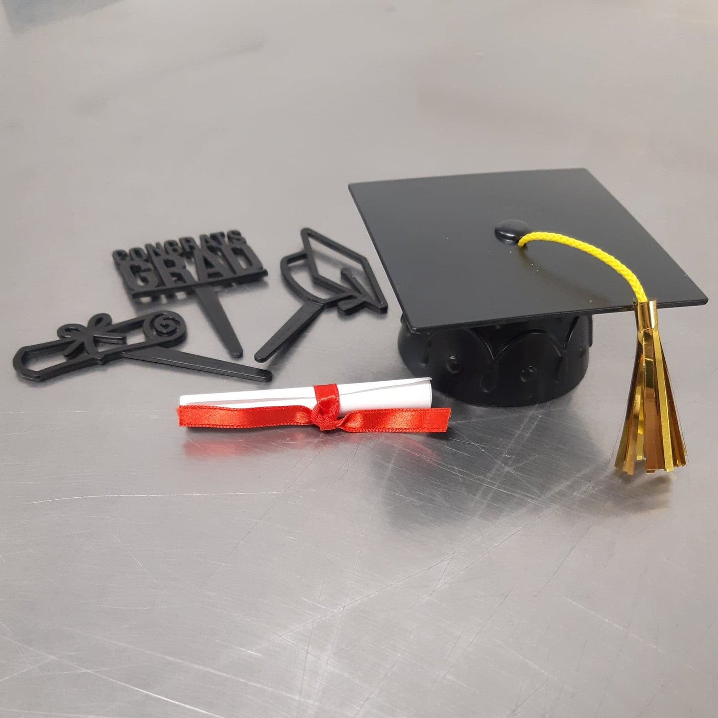 Graduation Cake Topper Set - Celebrate in Style