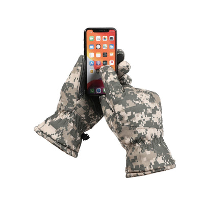 Fleece-Lined Camouflage Ski Gloves for Winter Adventures