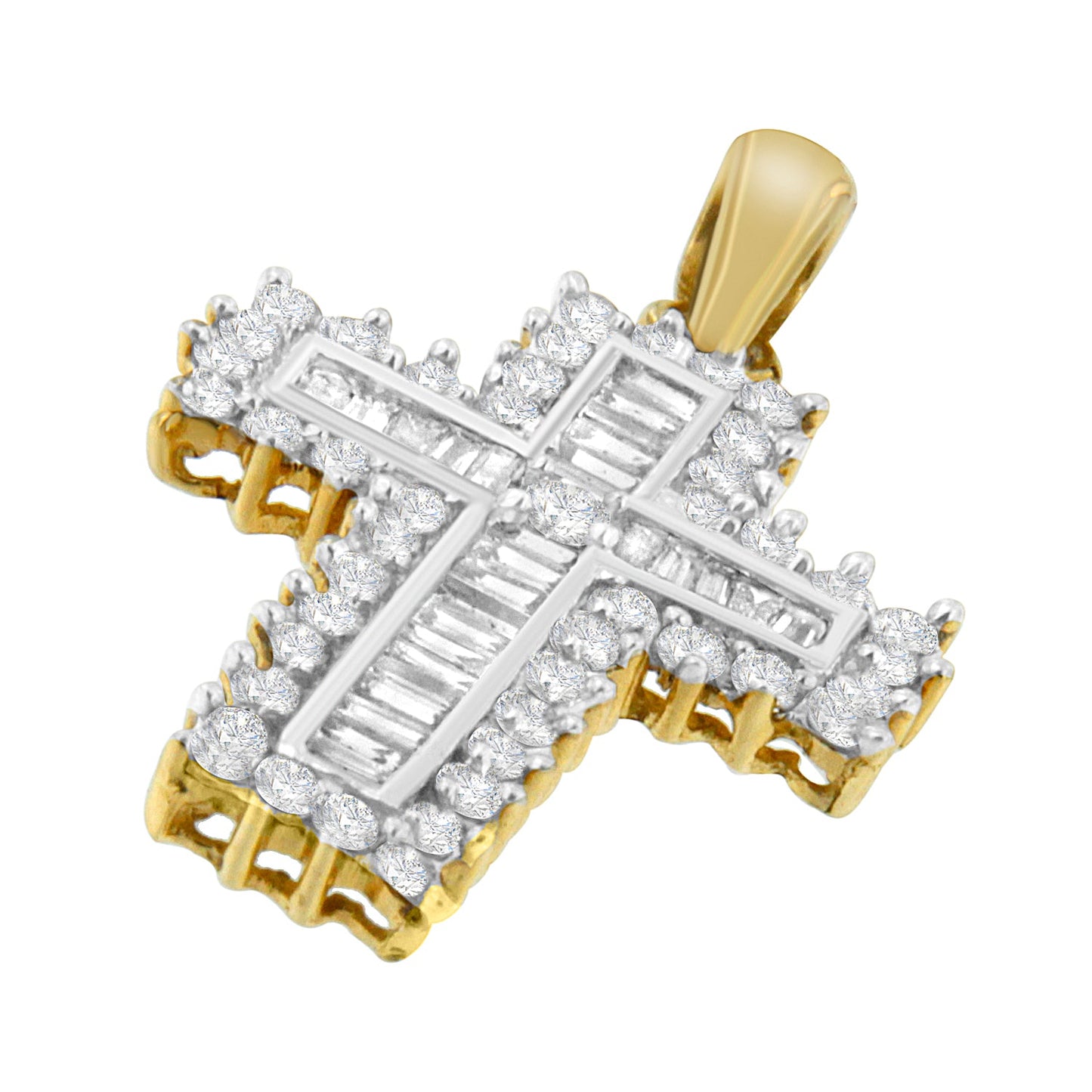 Collar con colgante de cruz de diamantes de múltiples filas en oro amarillo de 14 quilates