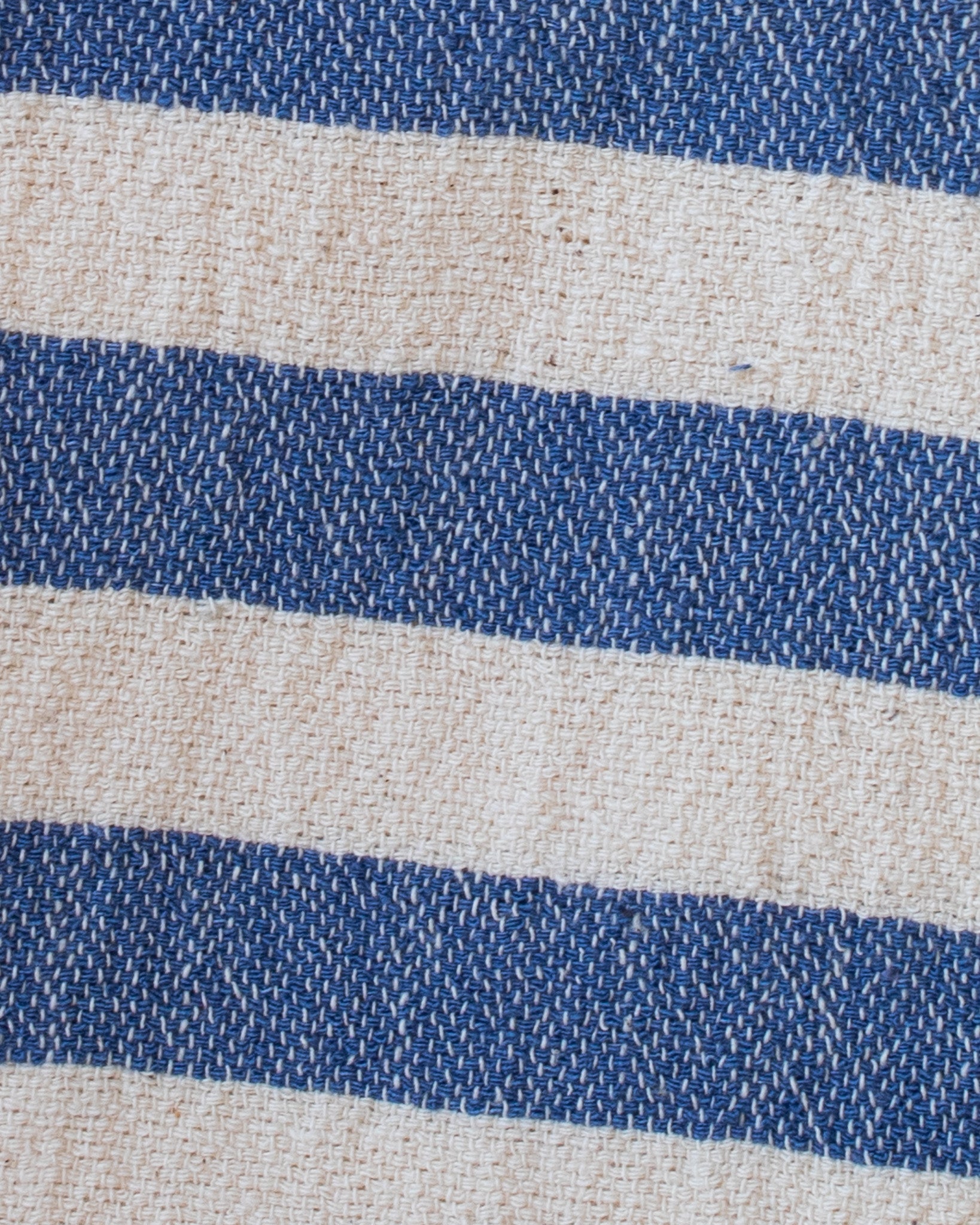Organic Chambray Stripe Hand Towel - Versatile & Stylish - Korvel
