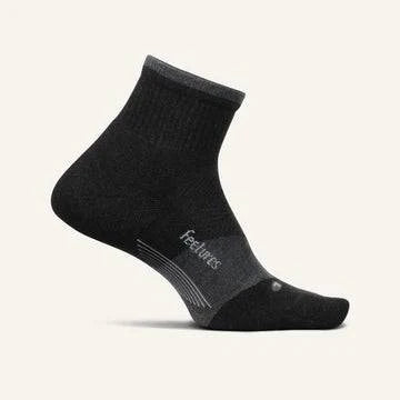 Feetures Trail Max Cushion Quarter Socks