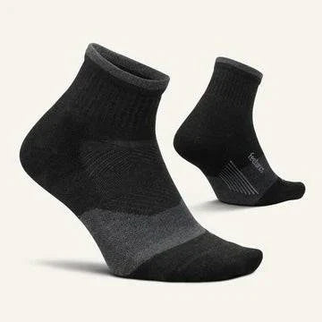 Feetures Trail Max Cushion Quarter Socks