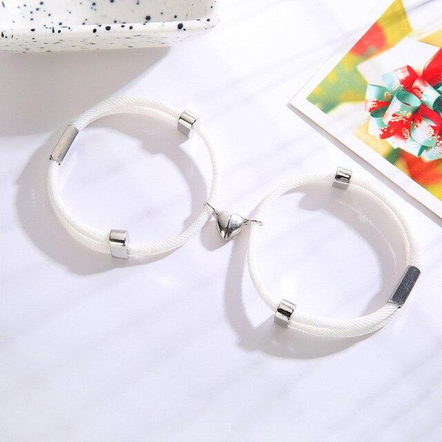 Bracelets magnétiques ajustables en forme de cœur pour couples