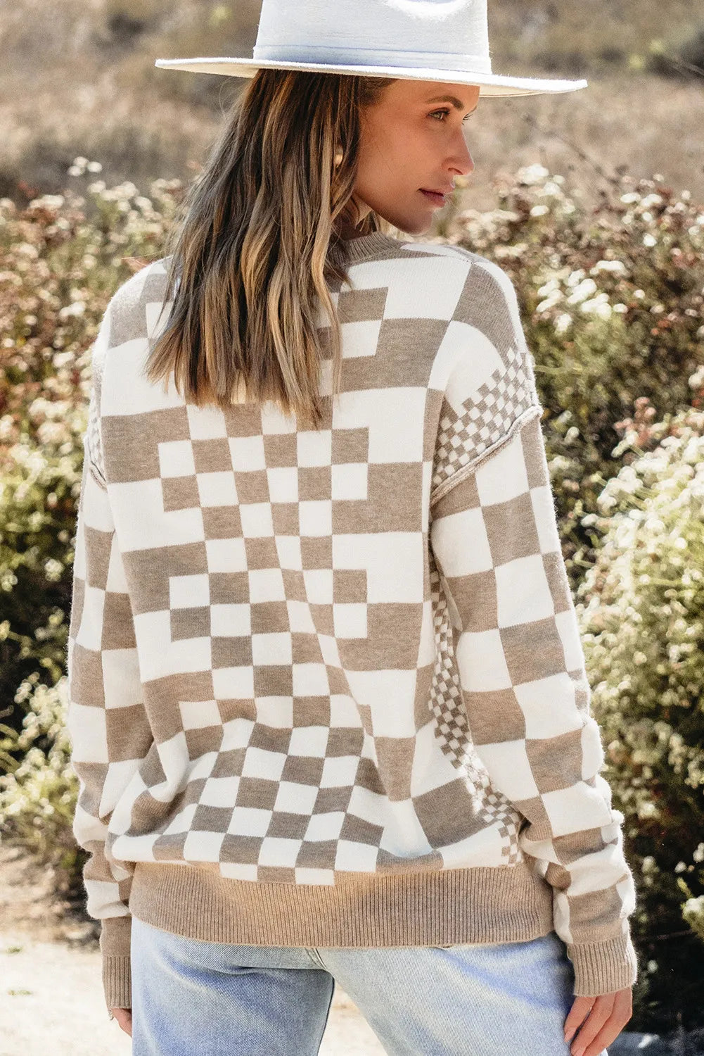 Checkered Round Neck Long Sleeve Sweater - Korvel